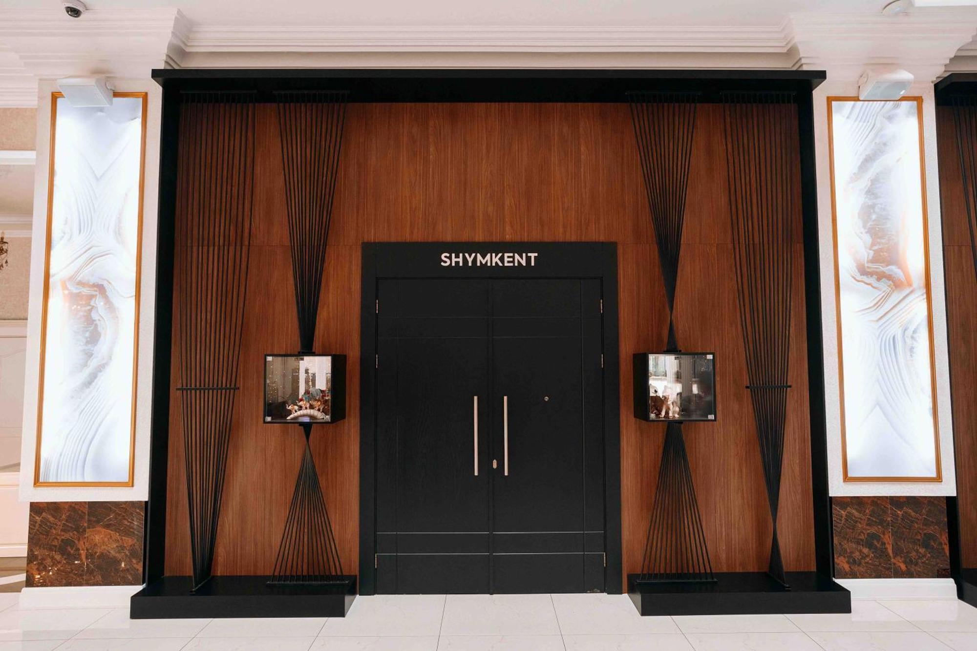Ramada By Wyndham Shymkent Hotell Exteriör bild